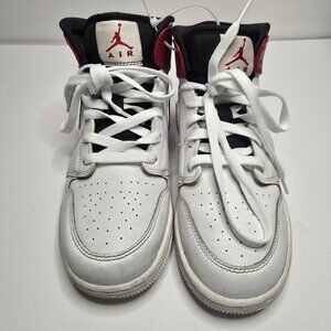 Youth Nike Air Jordan 1 Mid white Chicago (554725-116) size 5.5Y